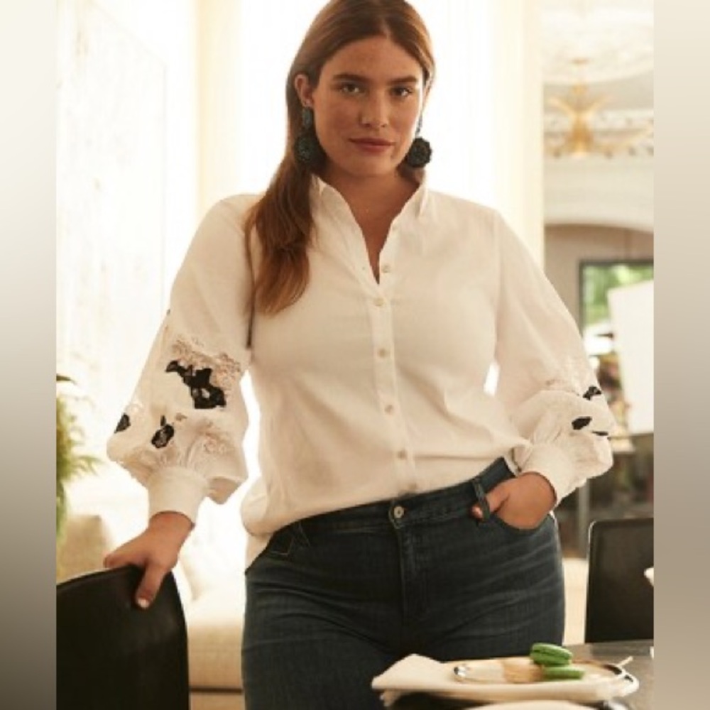 Poplin Lace Sleeve Shirt white with black lace size 16/18